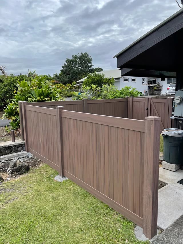 Vinyl and Vinyl Coated Chain Link fence installation by Bob's Fencing, photo 6 of 10