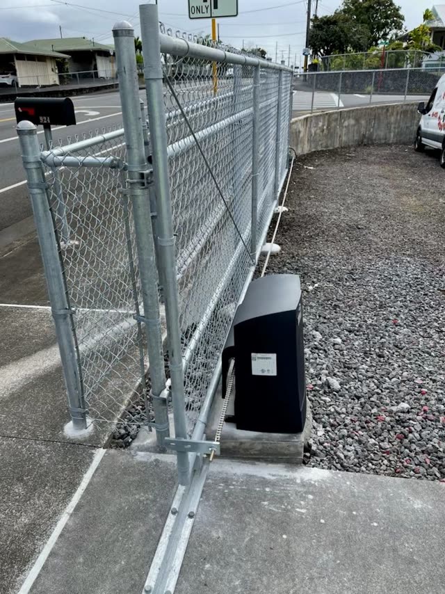 Chain Link fence installation by Bob's Fencing, photo 9 of 10