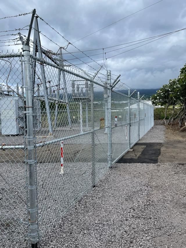 Chain Link fence installation by Bob's Fencing, photo 5 of 10