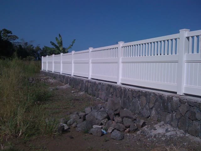 Vinyl and Vinyl Coated Chain Link fence installation by Bob's Fencing, photo 10 of 10